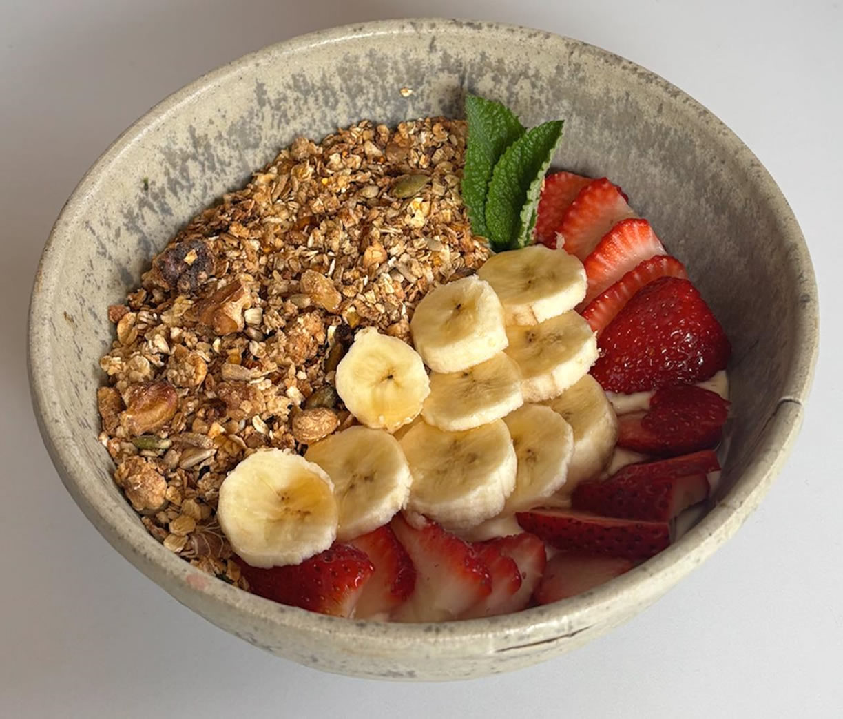 Bowl de Yogurt Griego & Granola